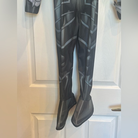 Marvel Black Panther Muscle Costume Kids Black Panther Suit Wakanda Size 5–6 - Picture 4 of 8